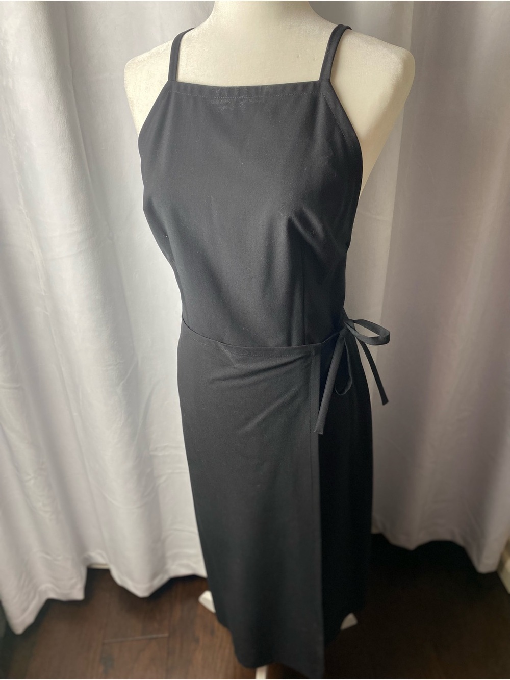 LAUNDRY sexy apron dress. - Picture 5 of 10